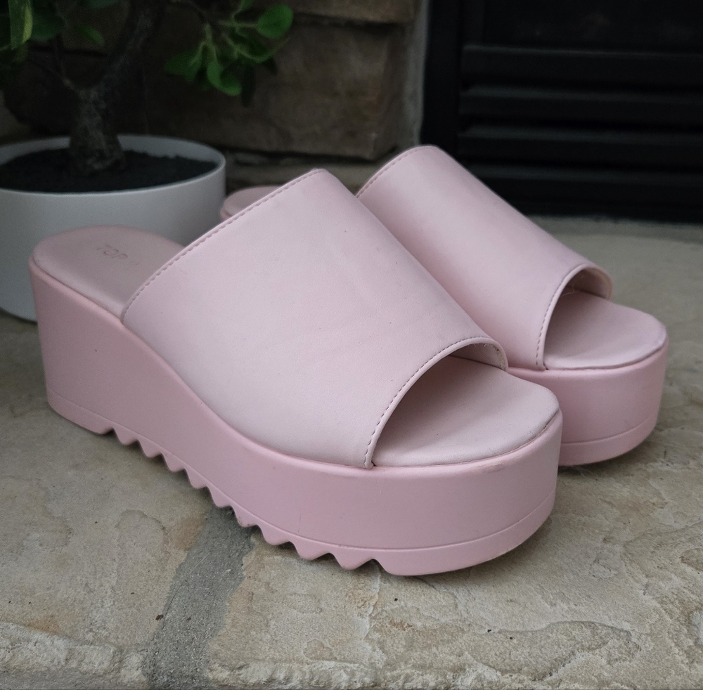 TOP Moda Pink Platform Slides with Chunky Sole